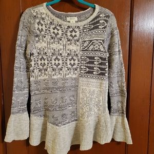 STYLE & Co gray XS sweater with flowy waistline and bell sleeves